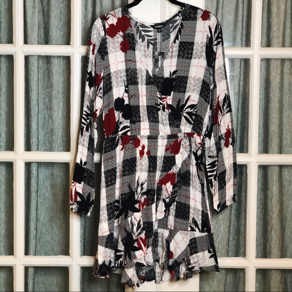 Express medium plaid red white black dress NWT